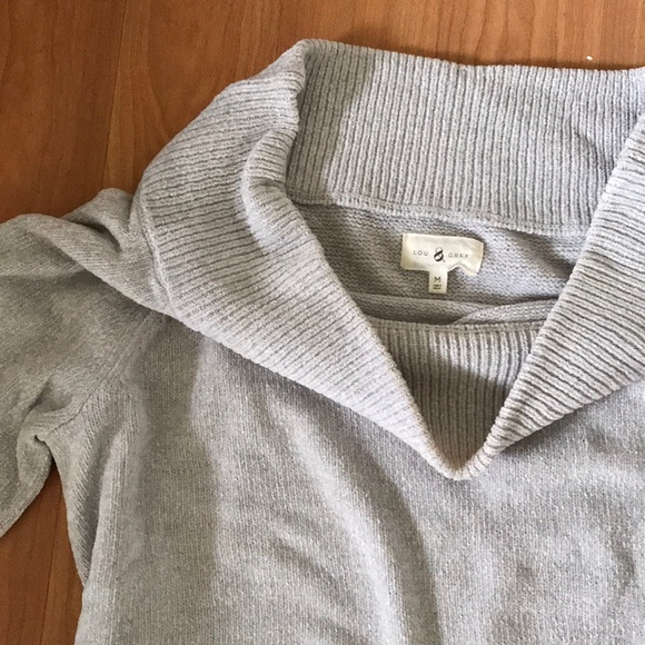 Off the shoulder sweater, worn once - Picture 2 of 4